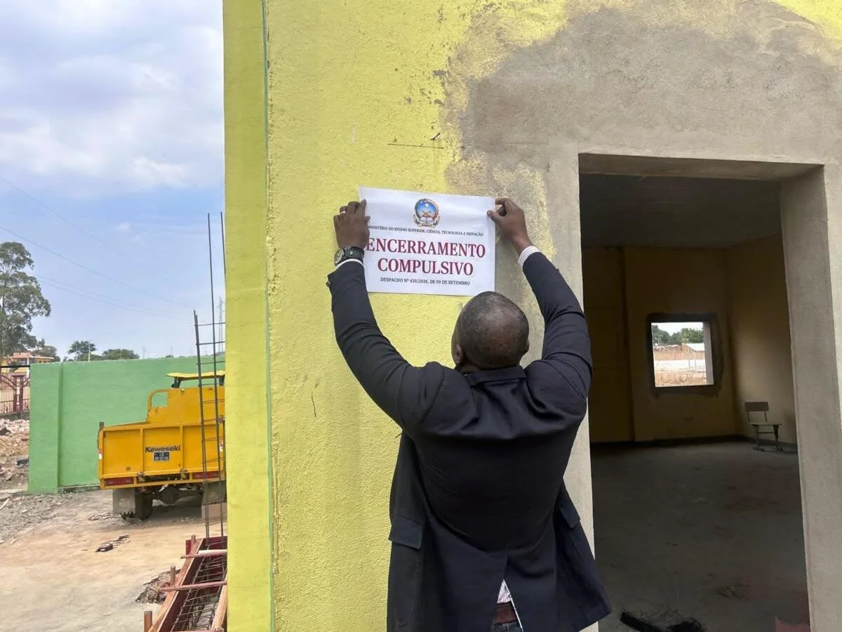 Huambo: Governo encerra compulsivamente instituição de ensino superior que funcionava à margem da Lei